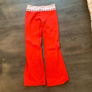 Lulu lemon yoga pants